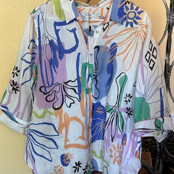 Chico's No-Iron Linen Button Front Blouse with cute summery print - Picture 2 of 9
